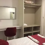 Isis Pensionat 3*